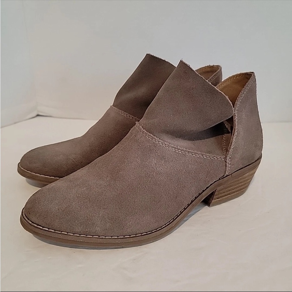 Lucky brand Women's Suede Ankle Boots